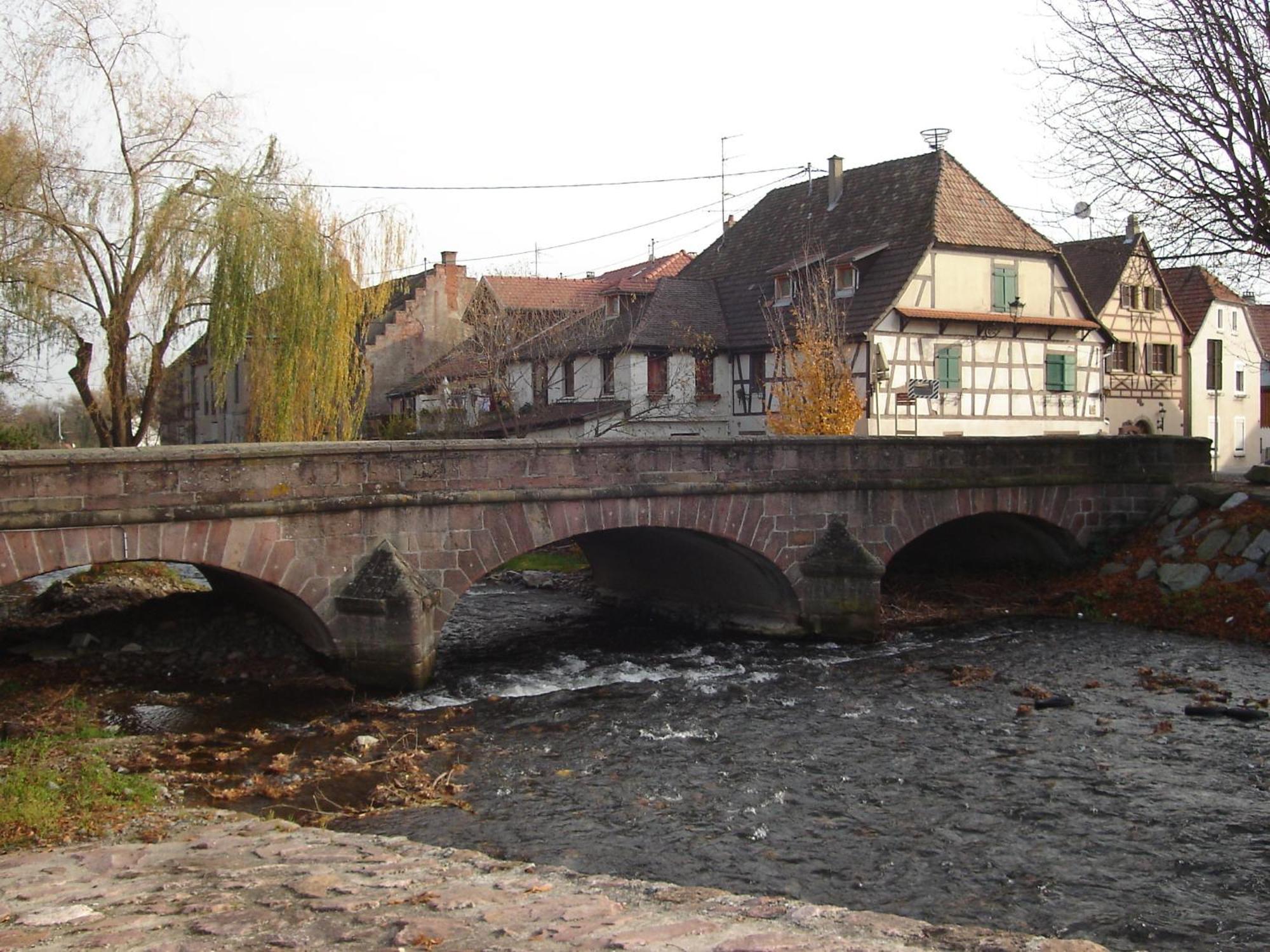 Hotel Relais D'Issenheim Table D'Hotes Exterior photo